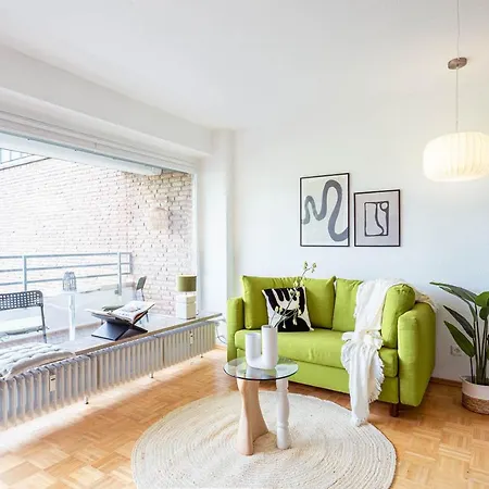Work & Longstay Apartmán *